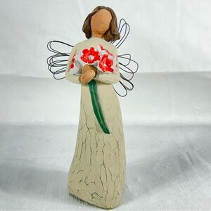 Willow Tree “Angel of Love” Figurine Holding a Bouquet of Flowers no box 1999 8”
